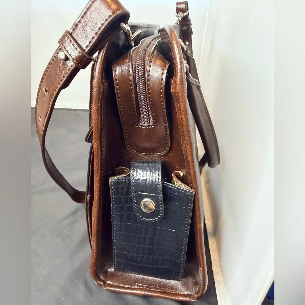 Brighton Black & Brown Leather Organize Case Satchel Heart Hardware - Picture 9 of 16
